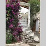 Traditional Stone House In Eastern Mani Holiday home Flomochori